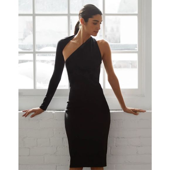 Marcella NYC Dresses & Skirts - Marcella Manhattan One Shoulder Midi Dress XS